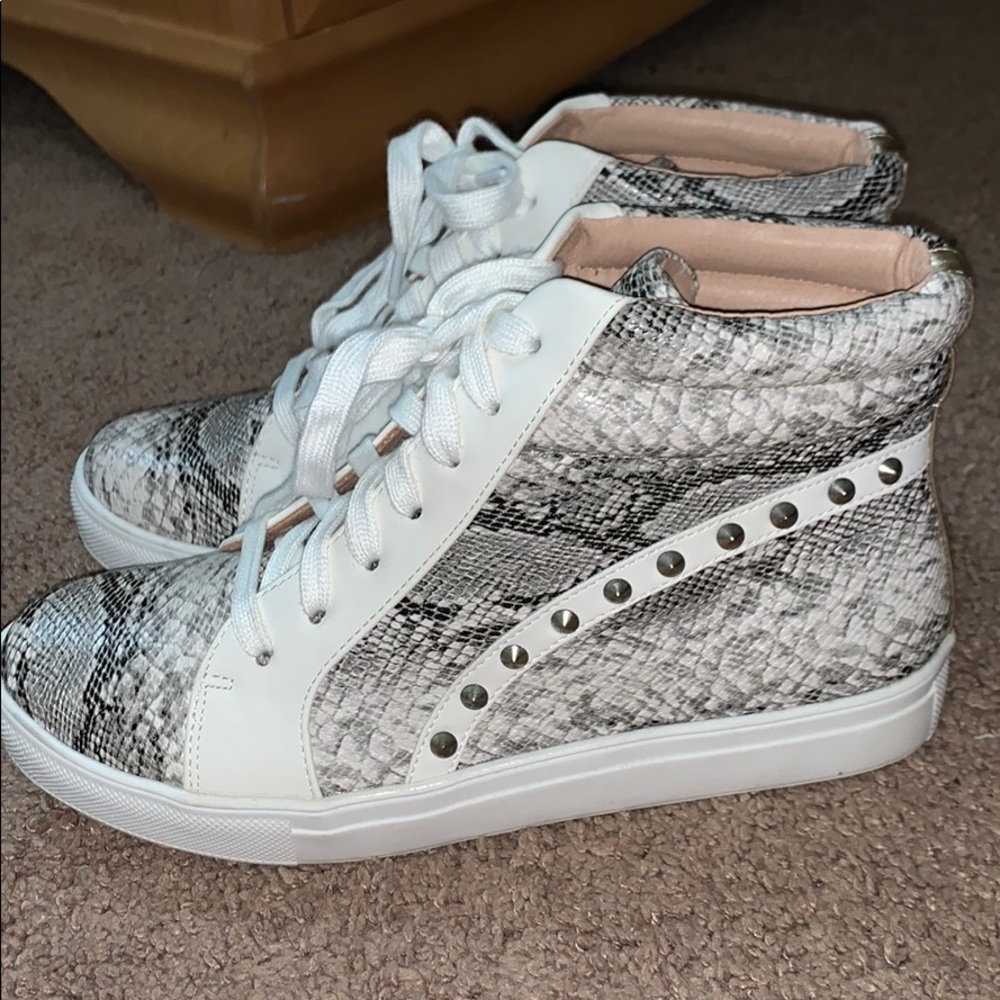 Snakeskin hightail sneakers